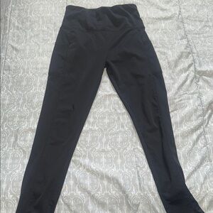 Solid Black Stretchy Leggings with Tapered Design